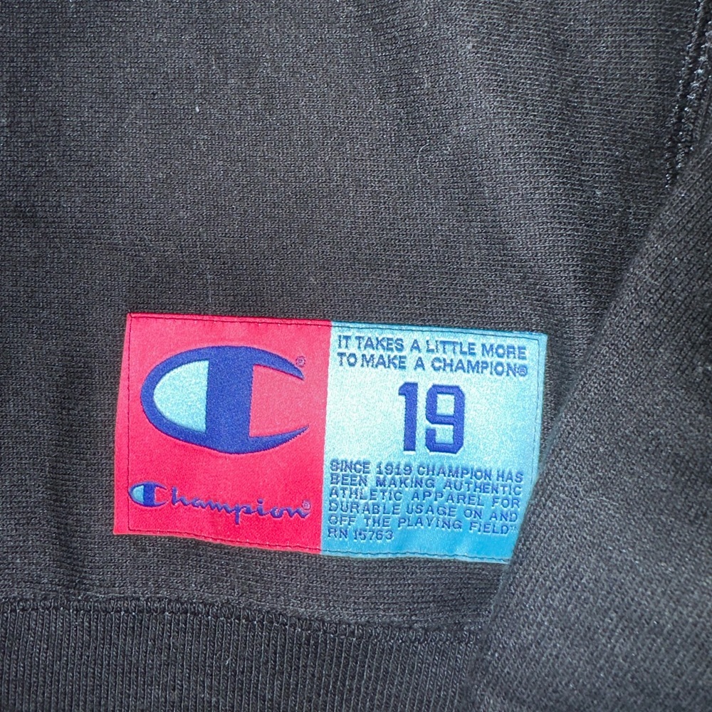 Champion Reverse Weave Script Crew - image 4